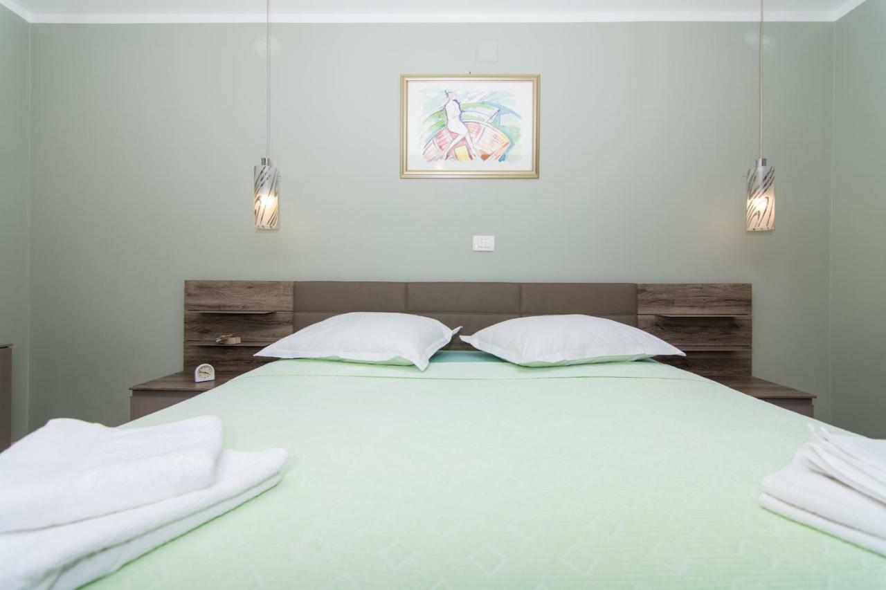 Apartman Marin Trogir Kültér fotó